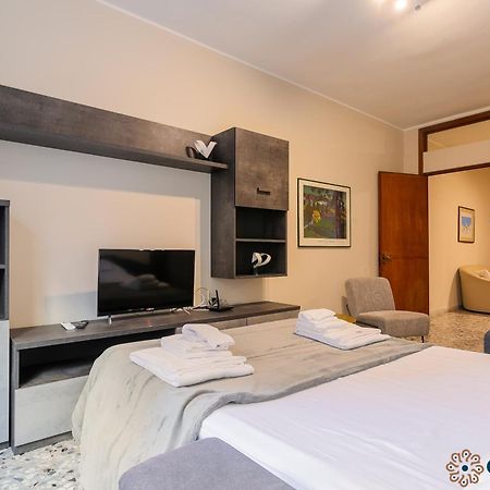 Piccinni Guesthouse By Apulia Accommodation バーリ エクステリア 写真